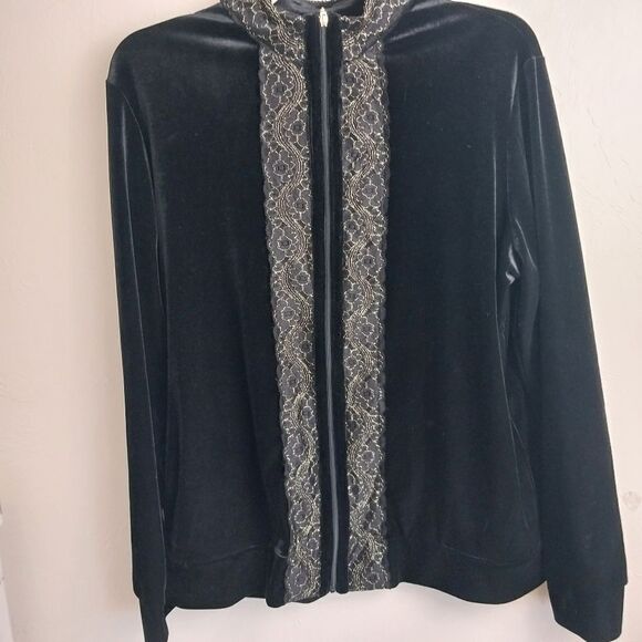 Jaclyn Smith Velour Tunic Top. Size L - Picture 16 of 16